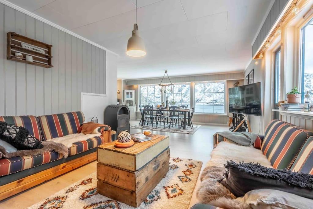 Willa Sundet Lofoten Holiday House Sund  Zewnętrze zdjęcie